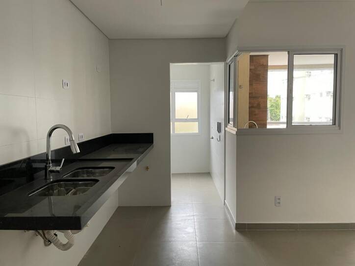 Apartamento à venda com 3 quartos, 105m² - Foto 7