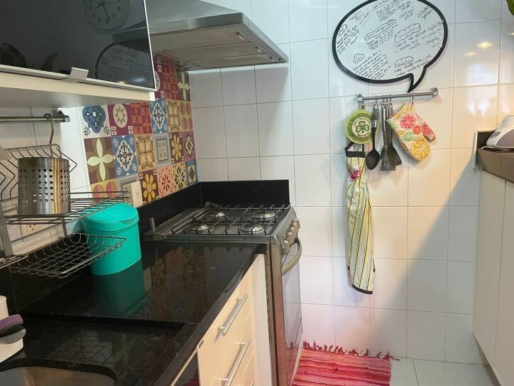 Apartamento à venda com 2 quartos, 65m² - Foto 17