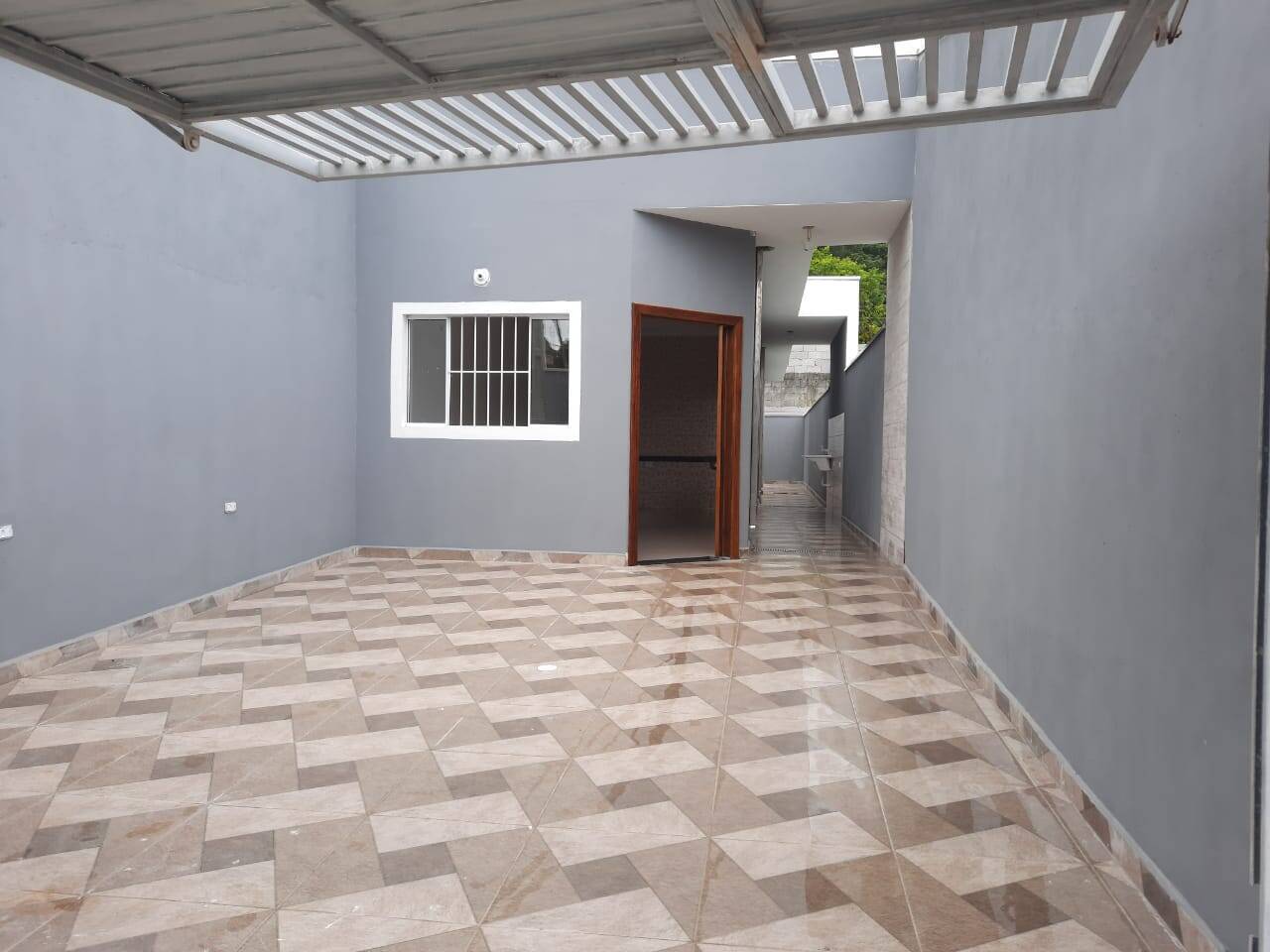 Casa à venda com 2 quartos, 68m² - Foto 3