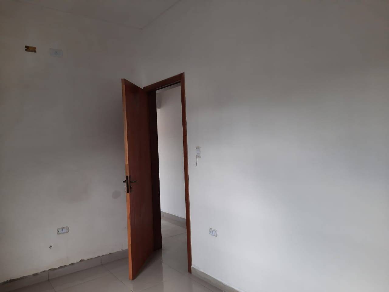 Casa à venda com 2 quartos, 68m² - Foto 16