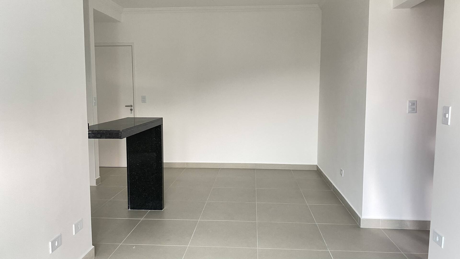 Apartamento à venda com 2 quartos, 67m² - Foto 5