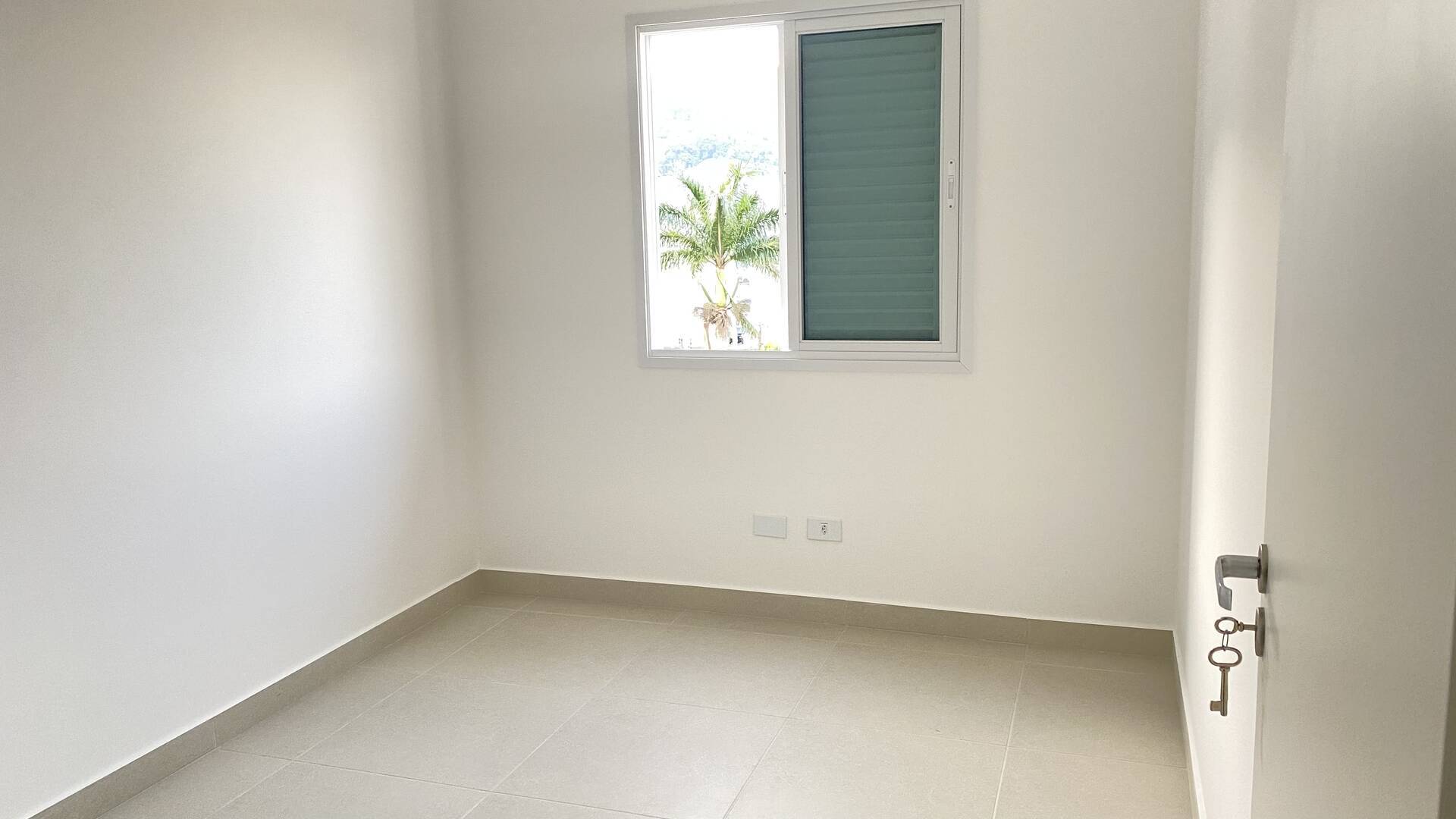 Apartamento à venda com 2 quartos, 67m² - Foto 11