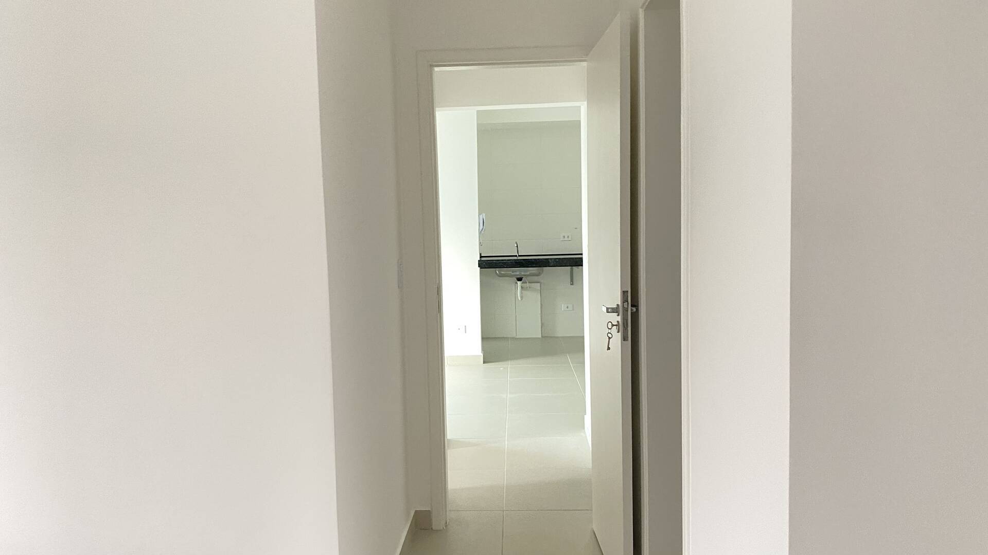 Apartamento à venda com 2 quartos, 67m² - Foto 12