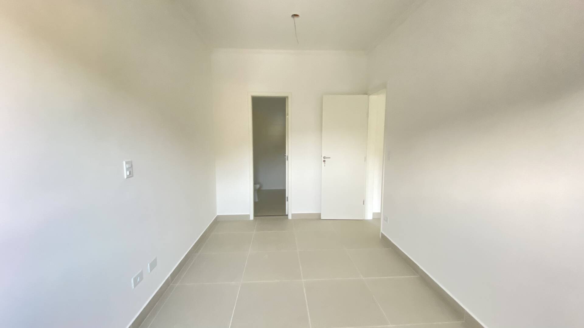 Apartamento à venda com 3 quartos, 117m² - Foto 13