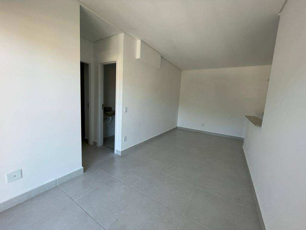 Apartamento à venda com 2 quartos, 64m² - Foto 30