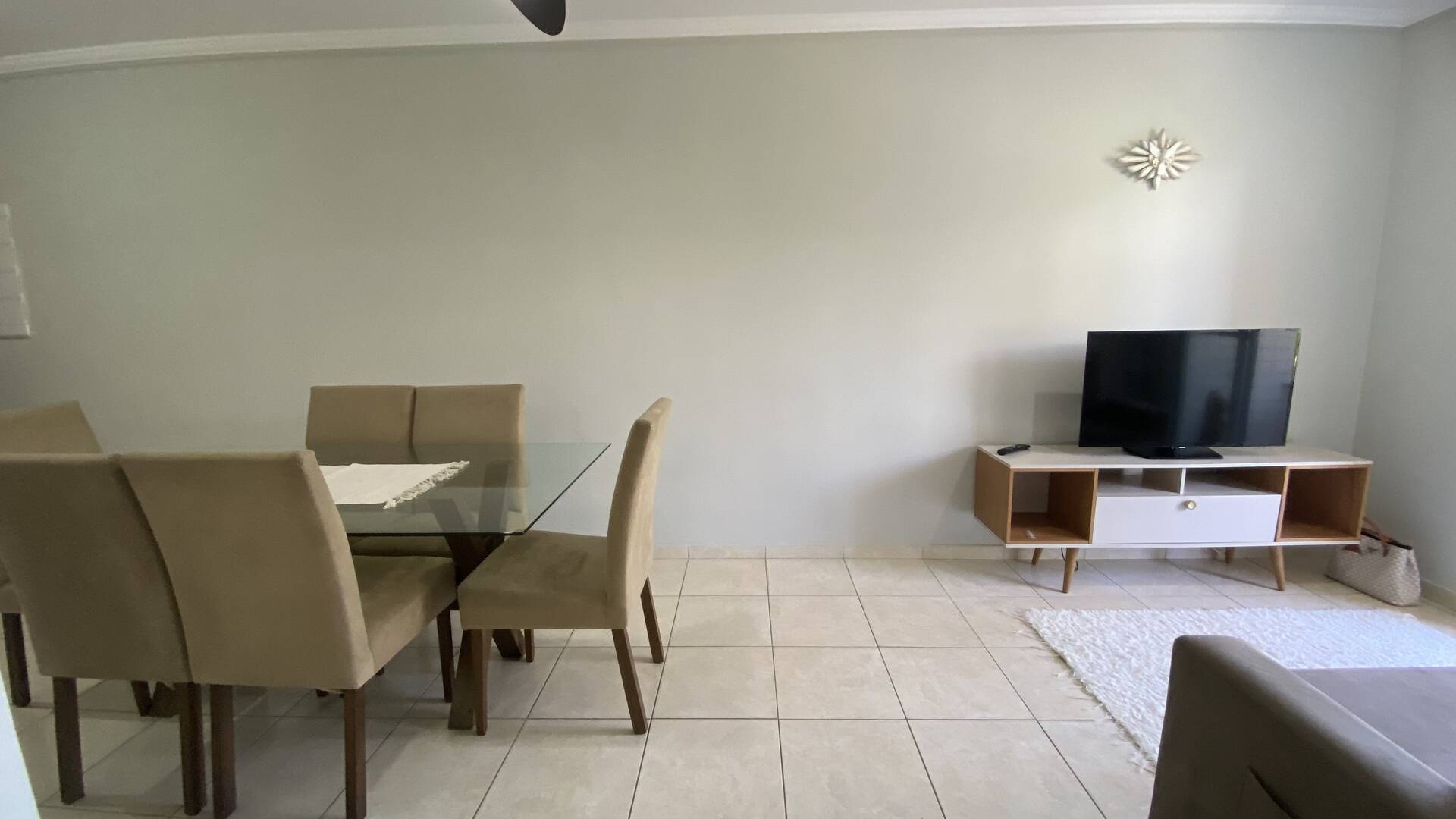 Apartamento à venda com 2 quartos, 70m² - Foto 11