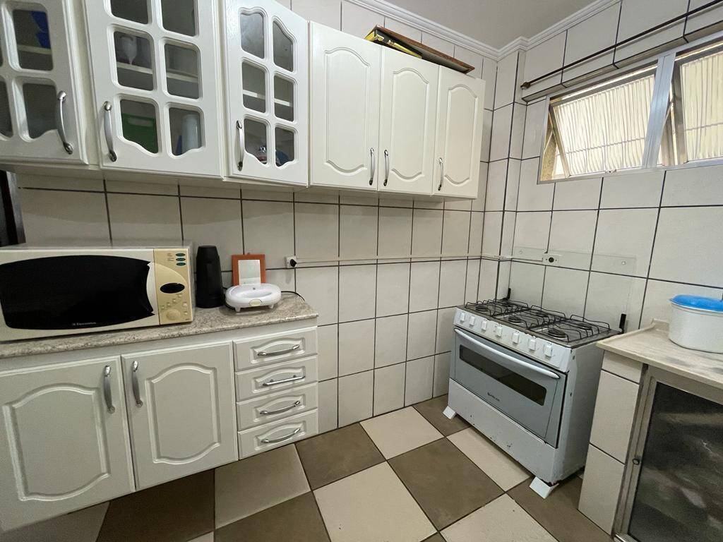 Apartamento à venda com 2 quartos, 59m² - Foto 2