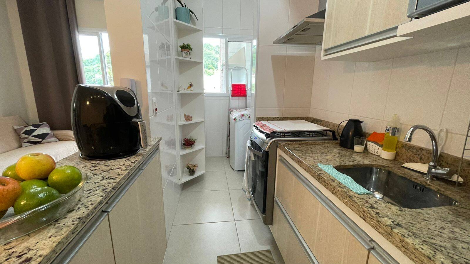 Apartamento à venda com 2 quartos, 56m² - Foto 14