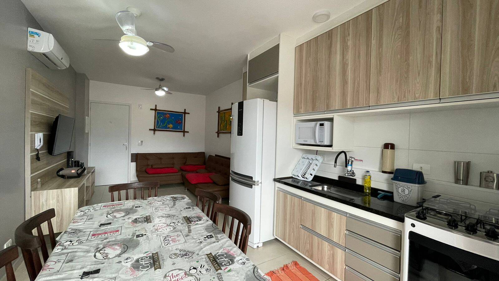 Apartamento à venda com 2 quartos, 62m² - Foto 1