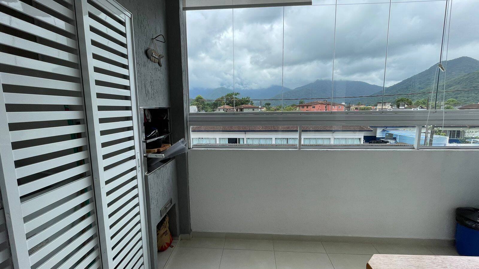 Apartamento à venda com 2 quartos, 62m² - Foto 4