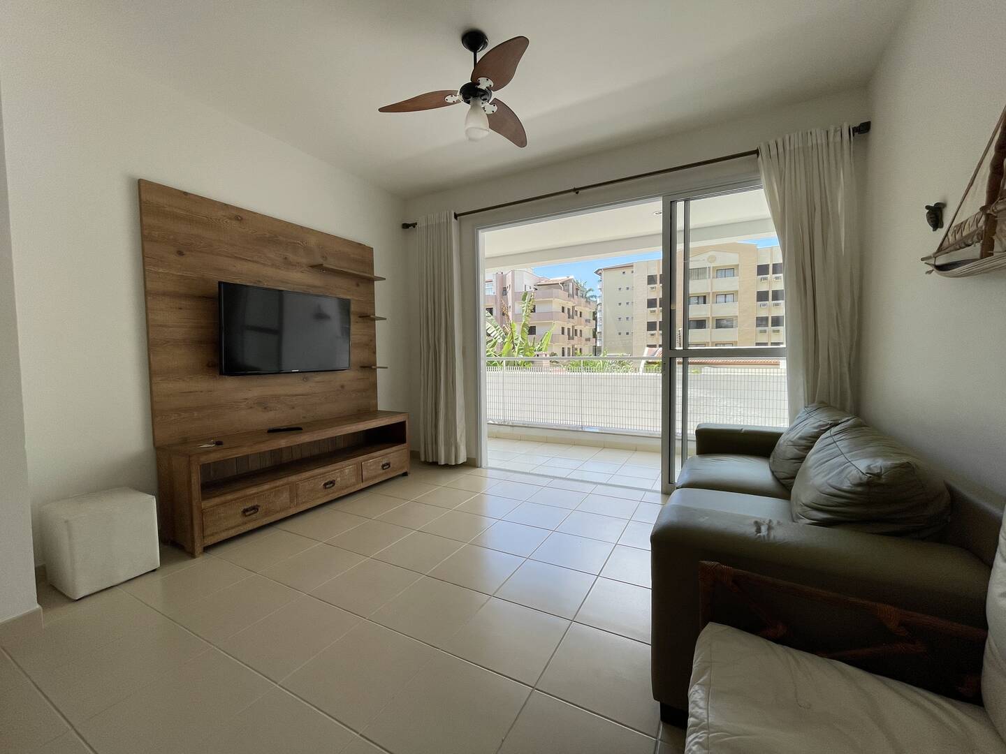 Apartamento à venda com 2 quartos, 80m² - Foto 1