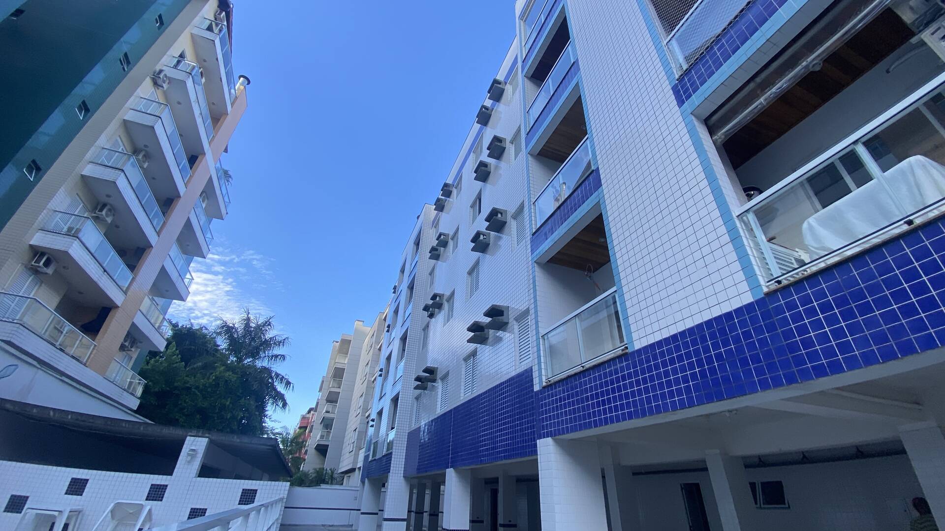 Apartamento à venda com 2 quartos, 60m² - Foto 29