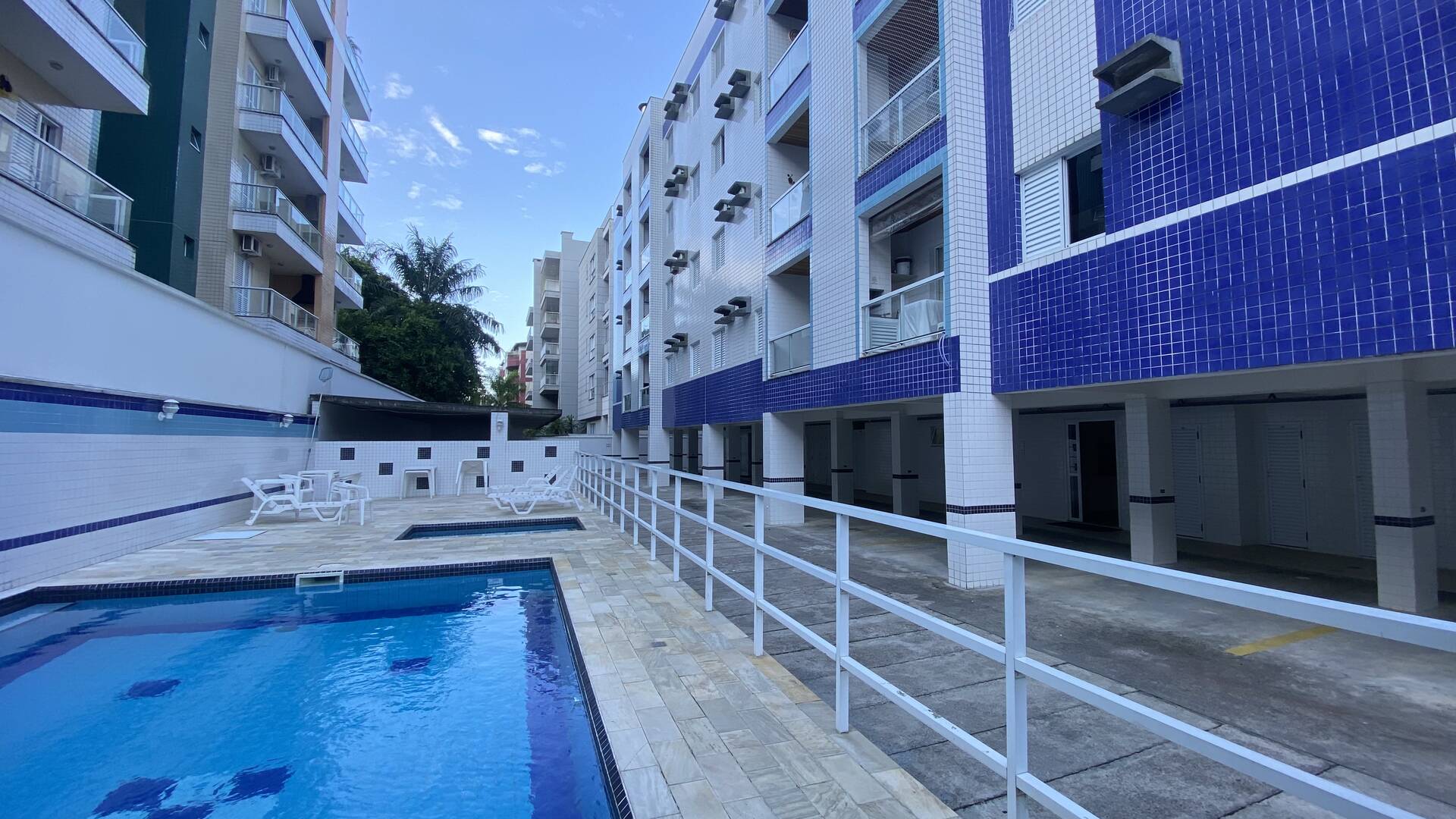 Apartamento à venda com 2 quartos, 60m² - Foto 25