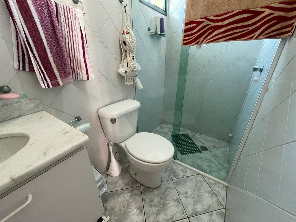 Apartamento à venda com 2 quartos, 70m² - Foto 21