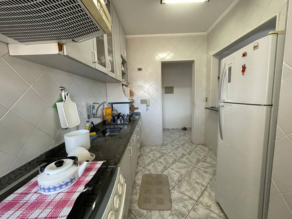 Apartamento à venda com 2 quartos, 70m² - Foto 10