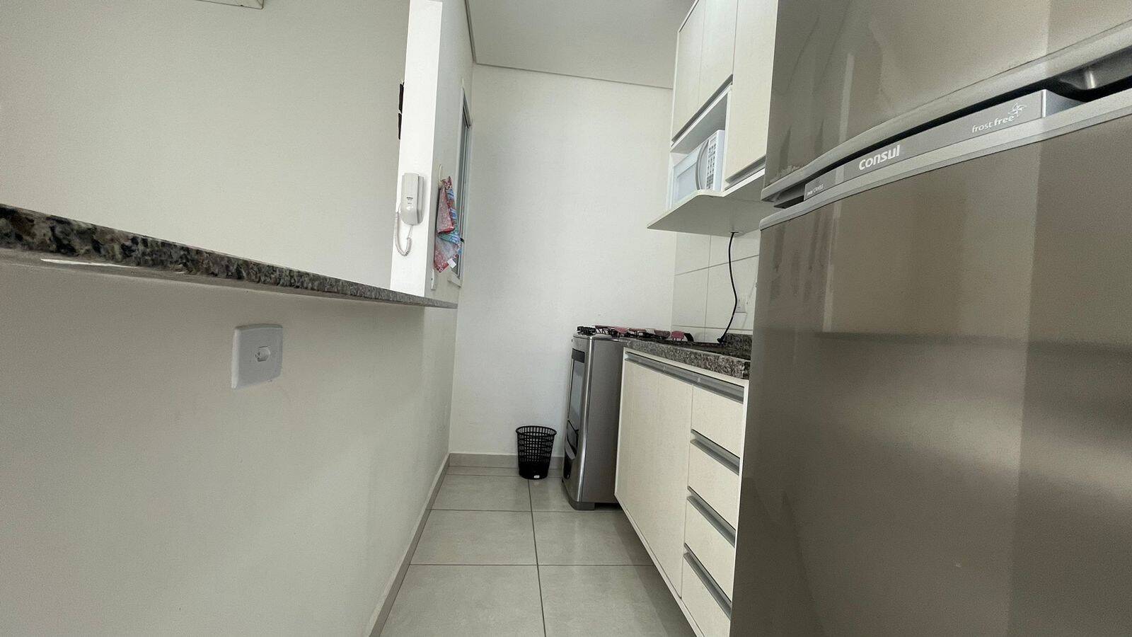 Apartamento à venda com 2 quartos, 45m² - Foto 9