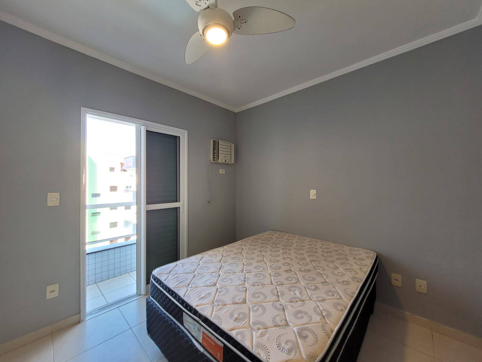 Apartamento à venda com 3 quartos, 140m² - Foto 11