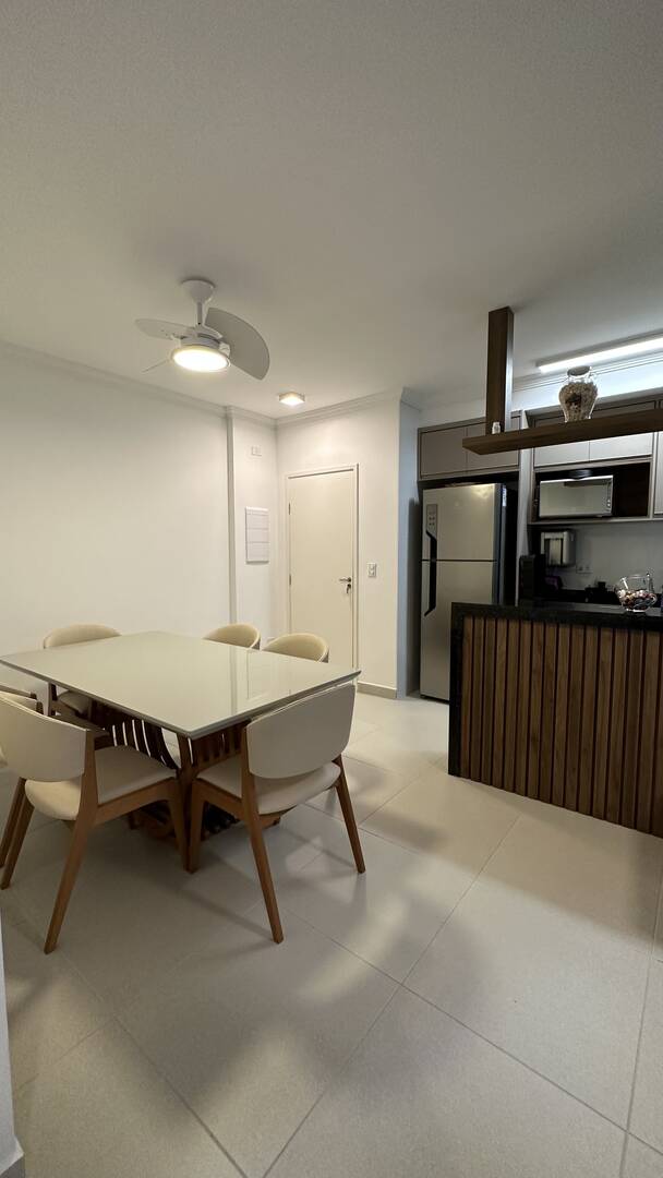 Apartamento à venda com 2 quartos, 67m² - Foto 7