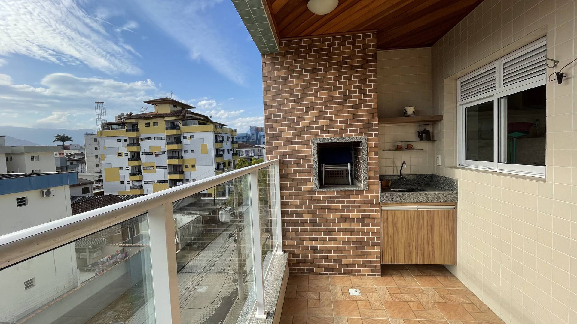 Apartamento à venda com 2 quartos, 66m² - Foto 1