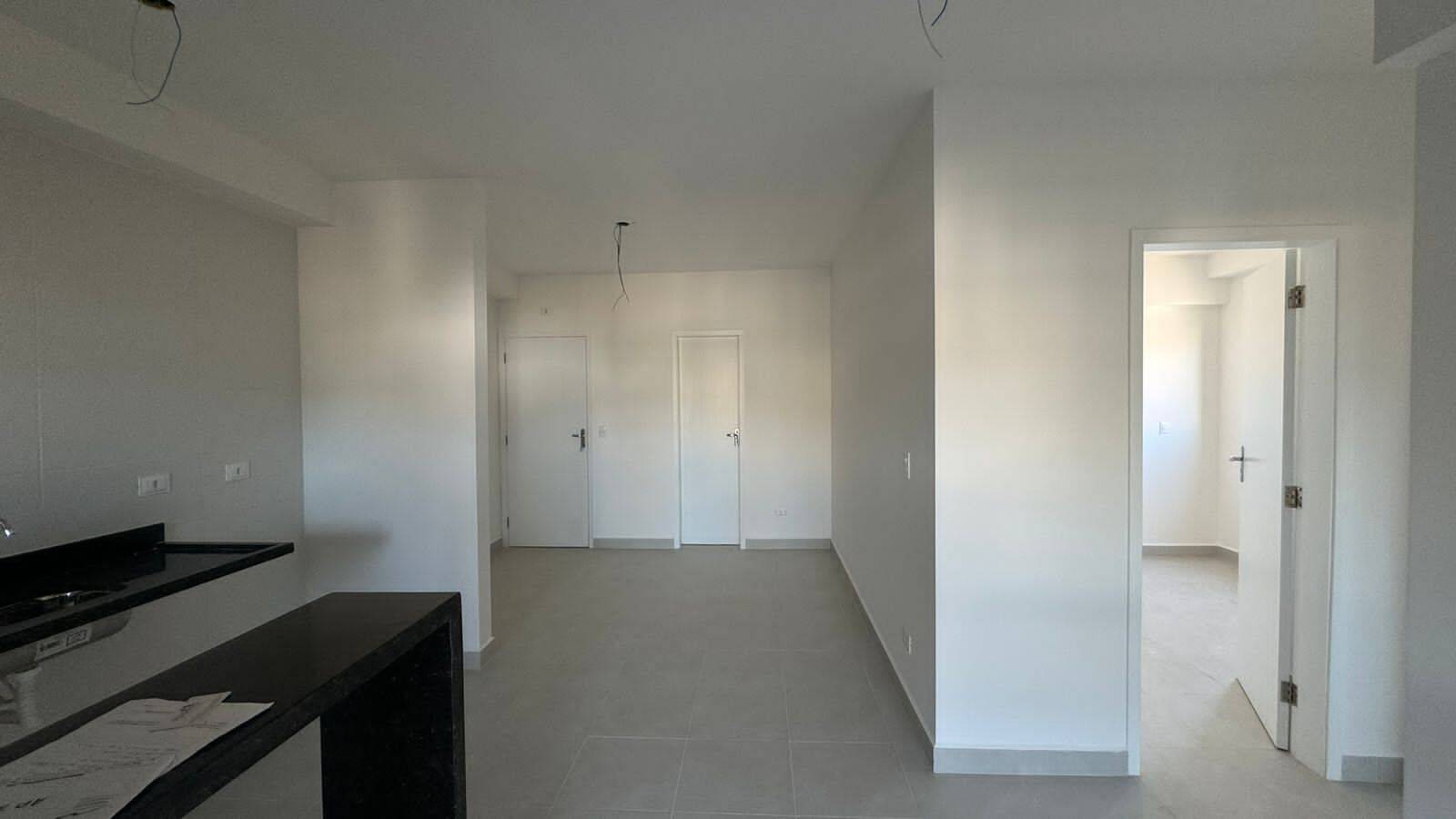 Apartamento à venda com 2 quartos, 75m² - Foto 4