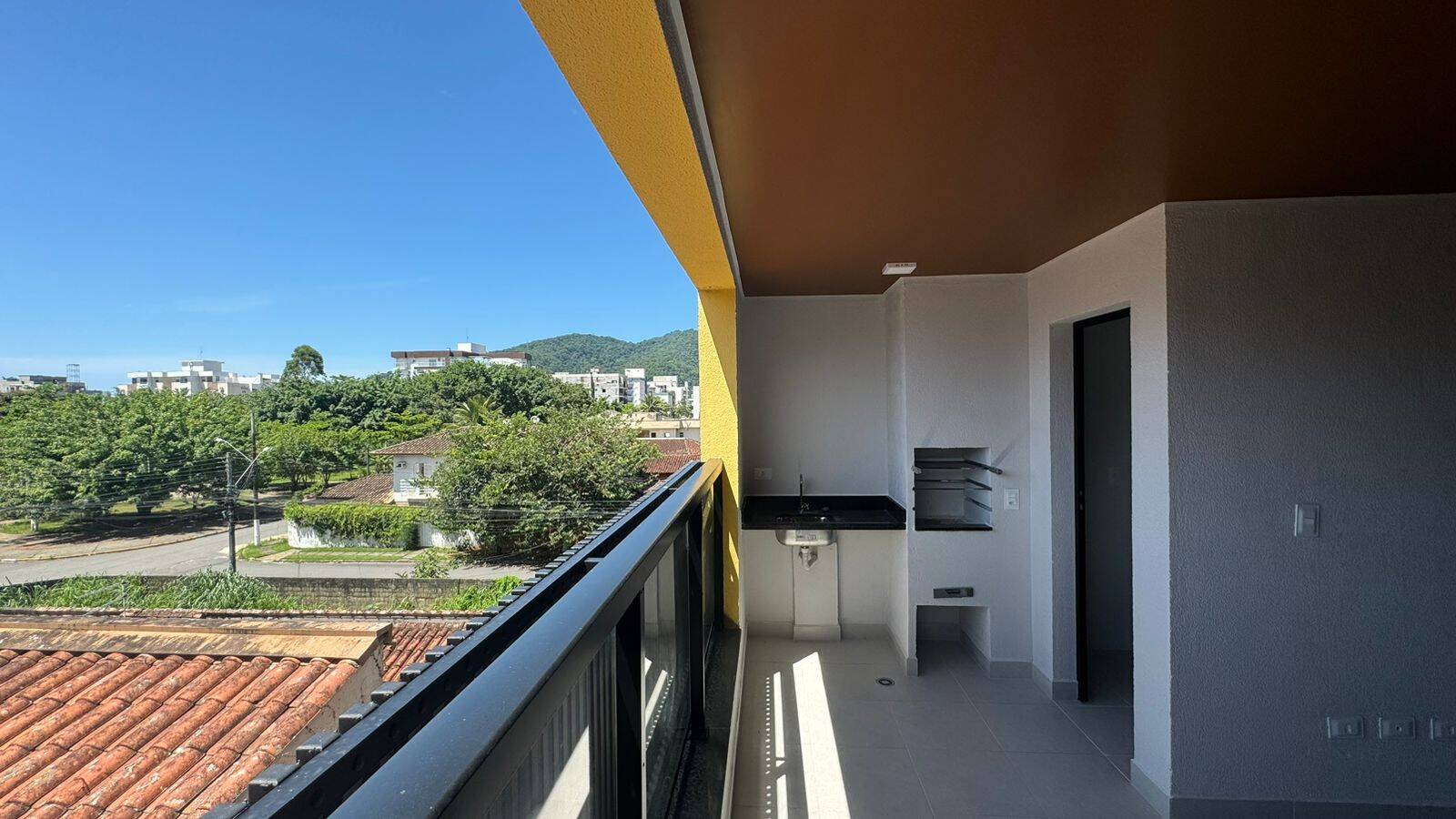 Apartamento à venda com 2 quartos, 75m² - Foto 1