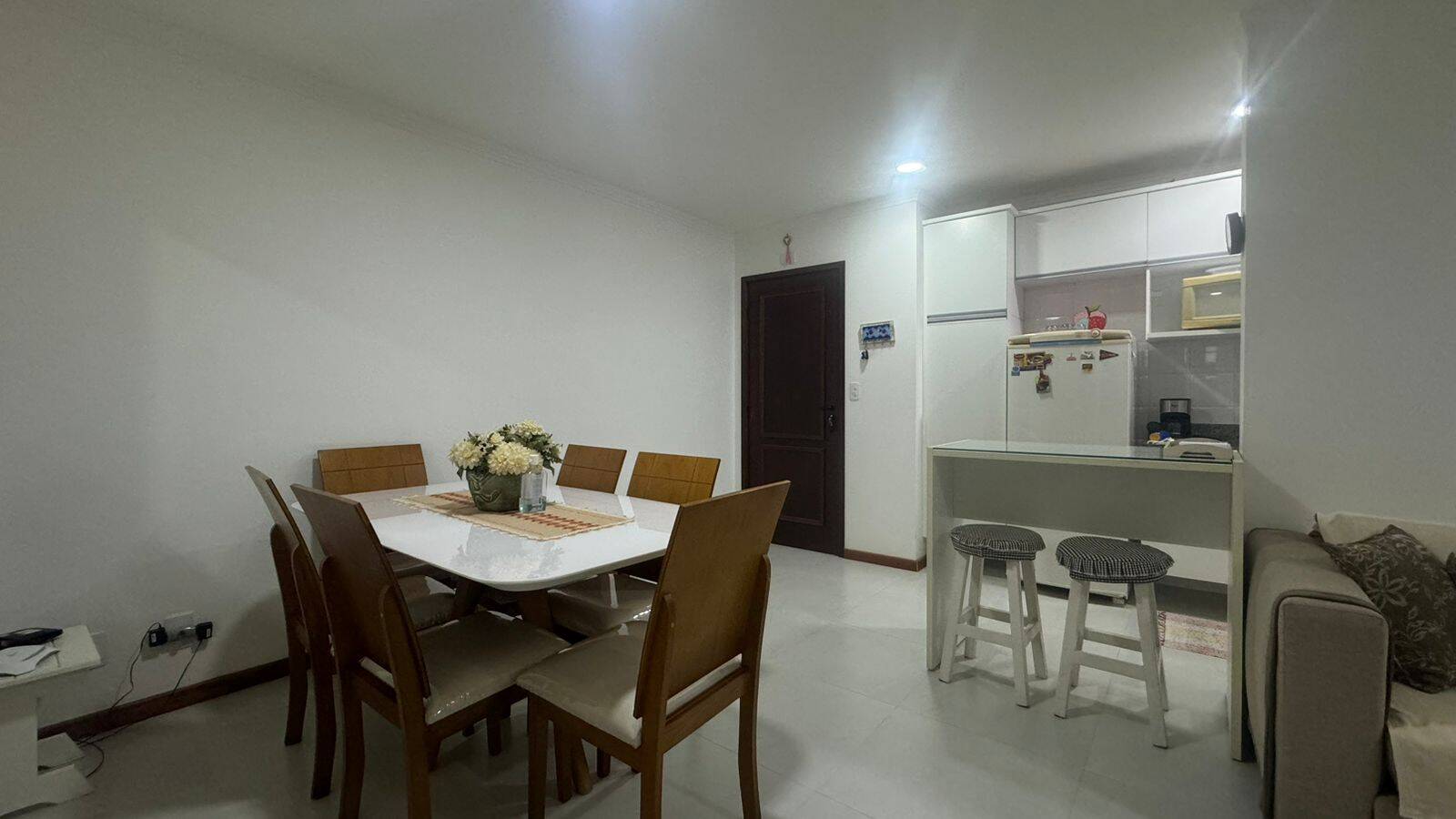 Apartamento à venda com 2 quartos, 66m² - Foto 10