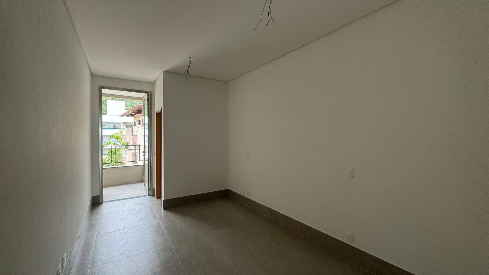 Apartamento à venda com 3 quartos, 140m² - Foto 13