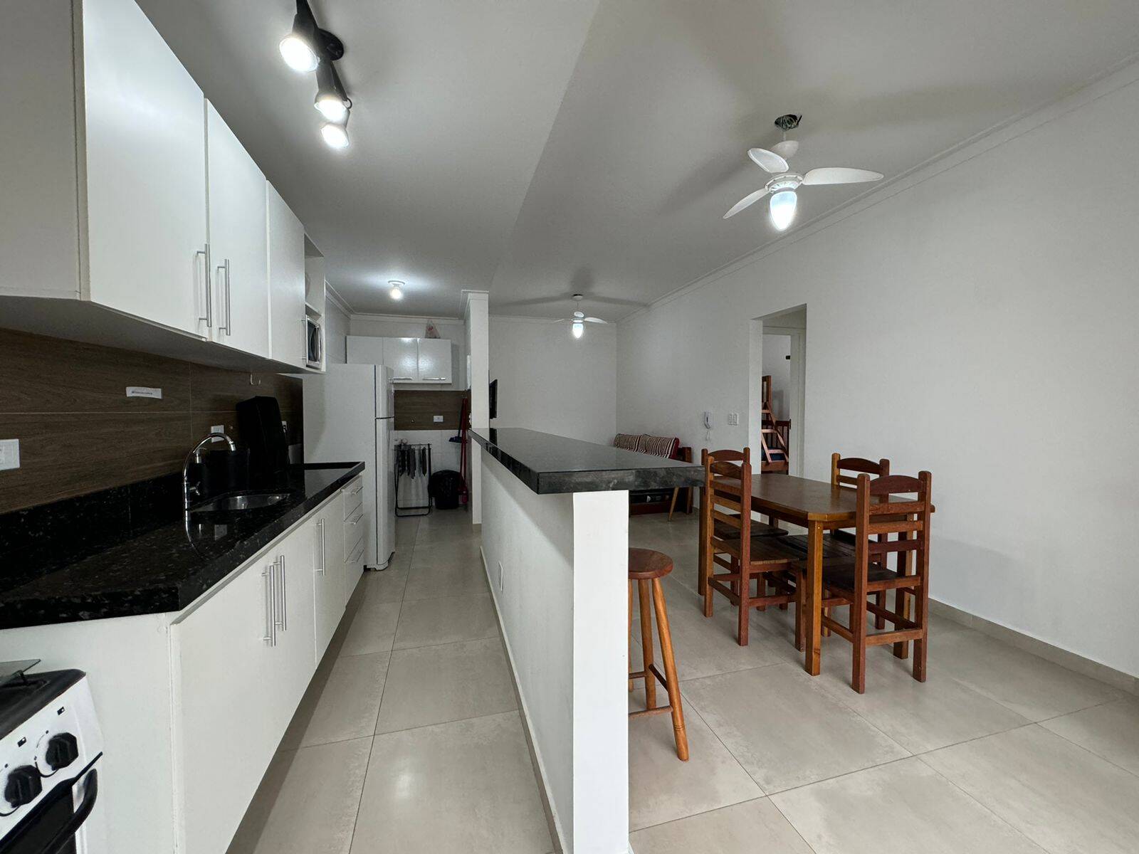 Apartamento à venda com 2 quartos, 66m² - Foto 6